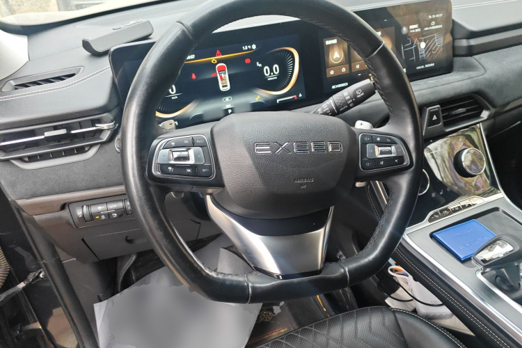 星途凌云 2023款 400T 两驱星尊版中控内饰13