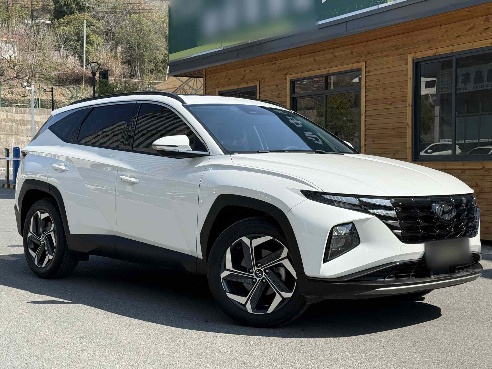 现代 2023款 途胜L 1.5T 自动两驱DLX豪华版(3)