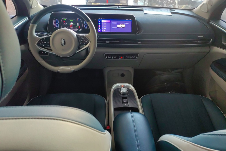 欧拉好猫 2022款 莫兰迪版 400km标准续航 豪华型 磷酸铁锂中控内饰12