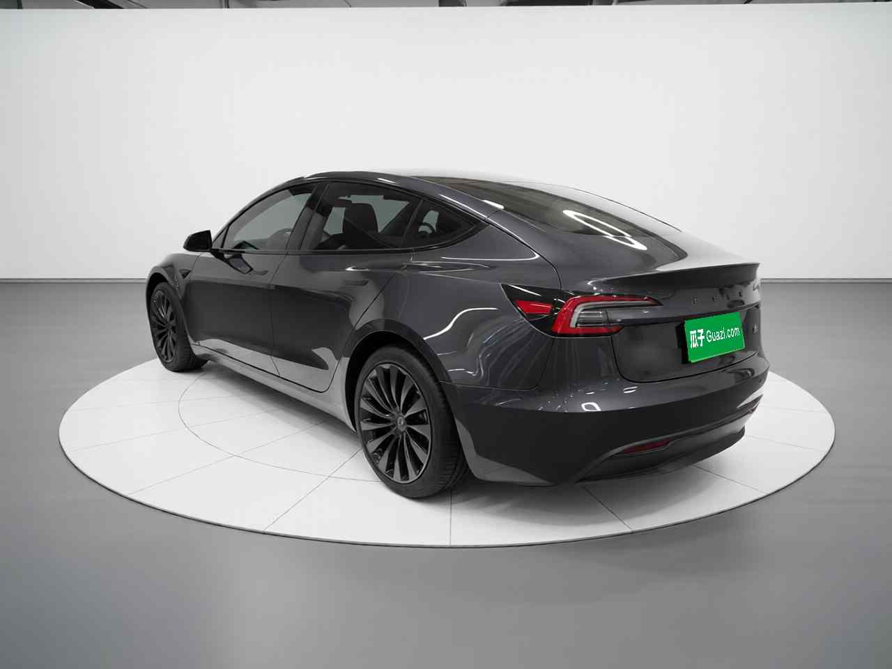 特斯拉 Model 3 2023款 后轮驱动版(3)