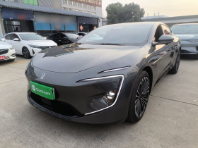 阿维塔12 2025款 Ultra增程版