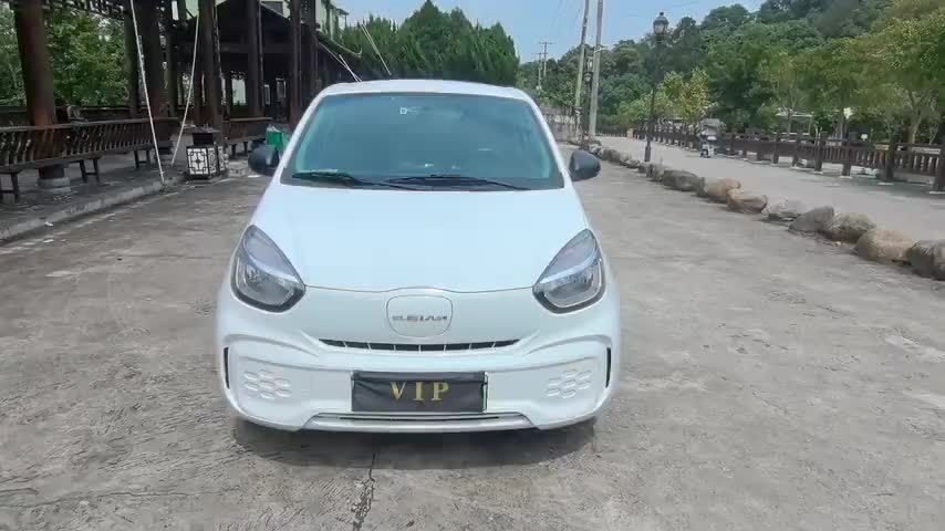 荣威 科莱威CLEVER 2022款 311km元气啵啵版实拍1