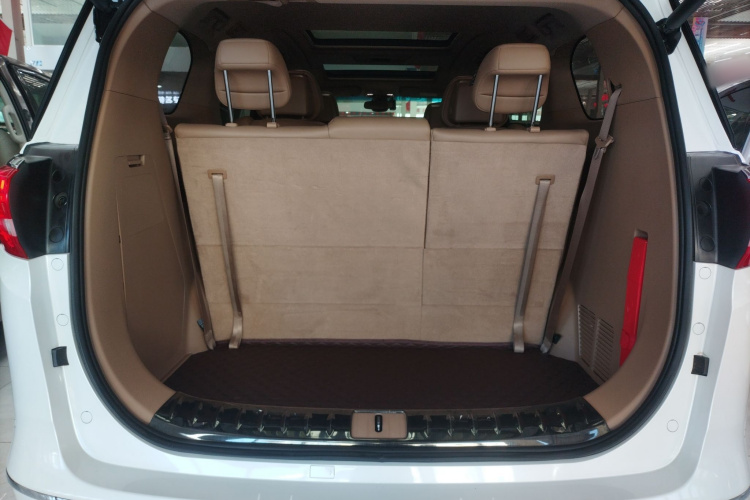 别克GL8 2017款 ES 28T 豪华型 国V机舱底盘23