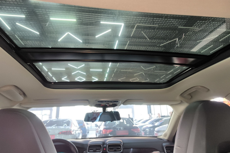 领克02 2019款 1.5T DCT两驱劲版 国VI中控内饰22