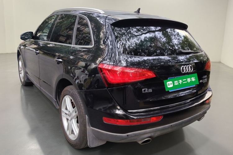 奥迪Q5 2016款 40 TFSI 舒适型车身外观5