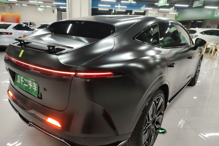 阿维塔11 2023款 鸿蒙 116度 奢享版车身外观6005