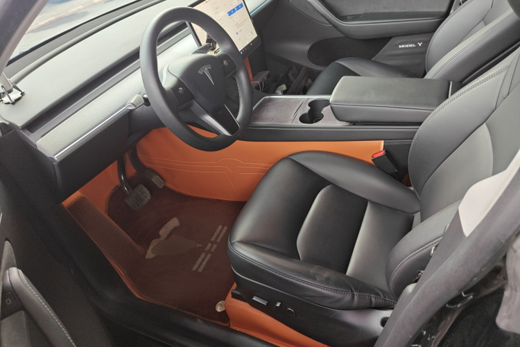 特斯拉 Model Y 2023款 长续航全轮驱动版局部细节19