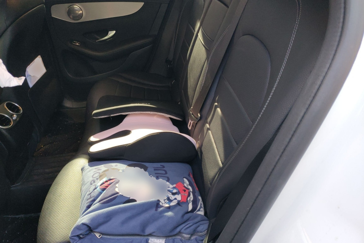 奔驰GLC轿跑 2020款 GLC 260 4MATIC 轿跑SUV中控内饰21