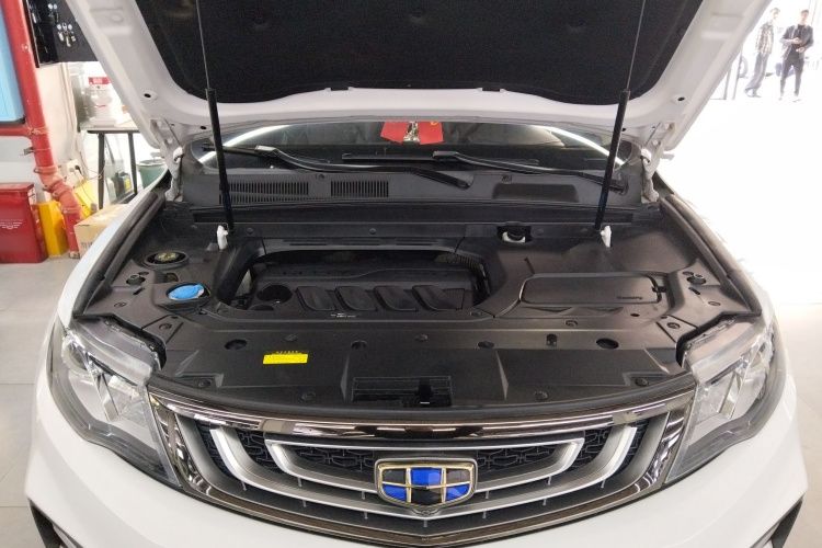 吉利汽车 博越 2020款 1.8TD DCT两驱智雅型机舱底盘24