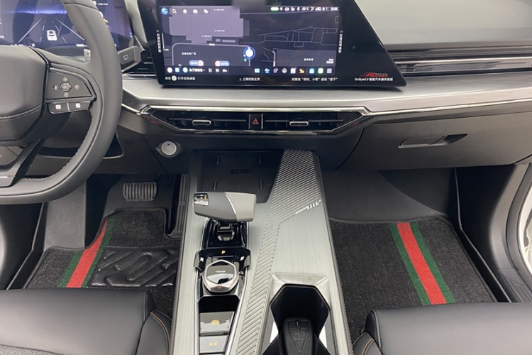 长安欧尚Z6 2023款 蓝鲸 1.5T DCT智领型局部细节16