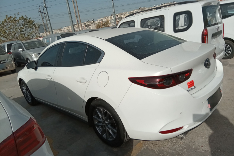 马自达3 昂克赛拉 2021款 1.5L 自动质美版车身外观4