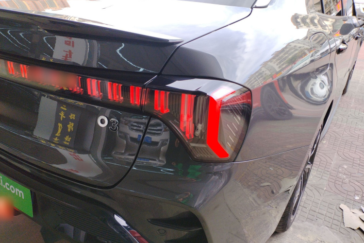 领克03 2025款 1.5TD DCT冠军版Pro车身外观6006