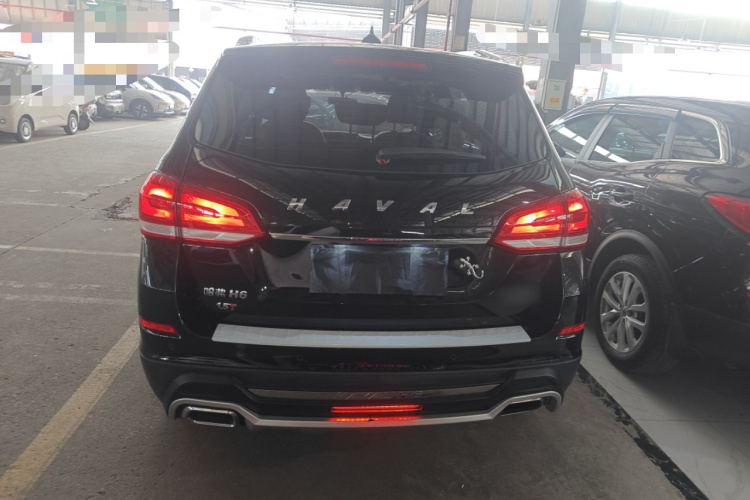 哈弗H6 2017款 蓝标 运动版 1.5T 手动两驱精英型车身外观6