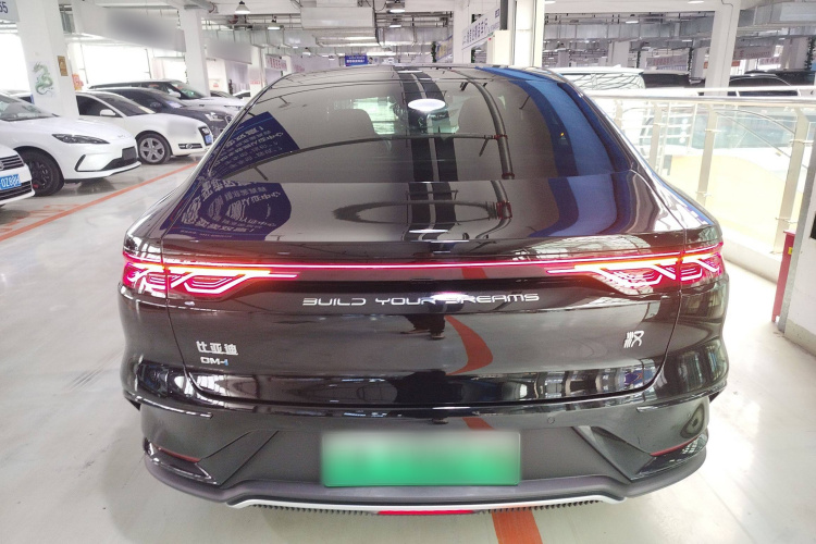 比亚迪 汉 2025款 DM-i 125KM尊贵型车身外观6004