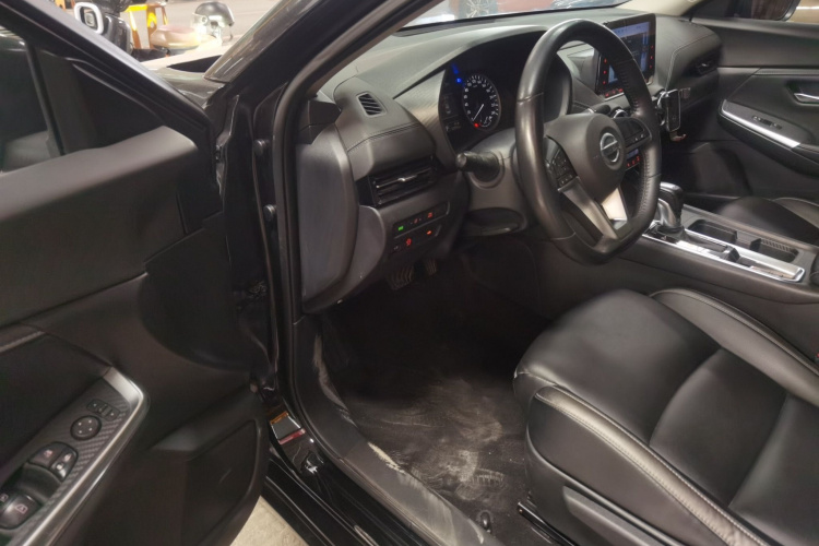 日产 轩逸 2022款 1.6L XL CVT悦享版中控内饰7003