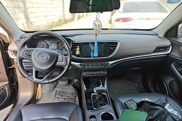 广汽传祺 传祺GA4 2018款 200T 自动尊享版中控内饰12