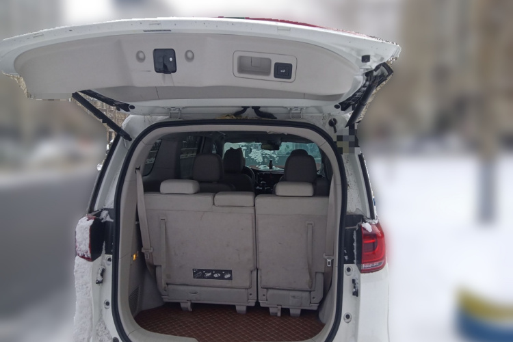 广汽传祺 传祺M8 2018款 320T 尊贵版中控内饰23