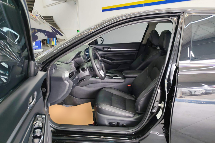 日产 天籁 2021款 2.0T XL Upper AD1 智享领航版中控内饰19