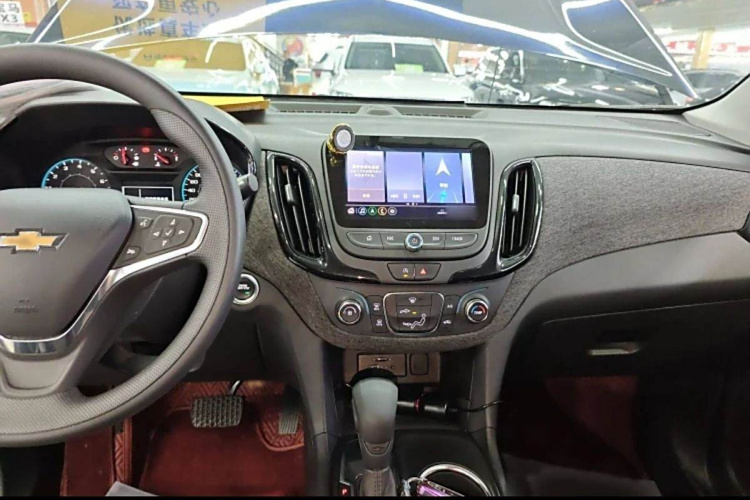 雪佛兰 探界者 2021款 535T 领界版中控内饰7003