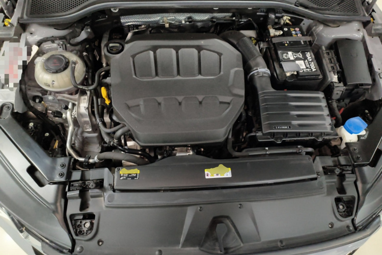 一汽-大众CC 2024款 380TSI 夺目版机舱底盘24