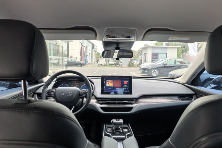 红旗E-QM5 2023款 改款 基础出行版中控内饰7002