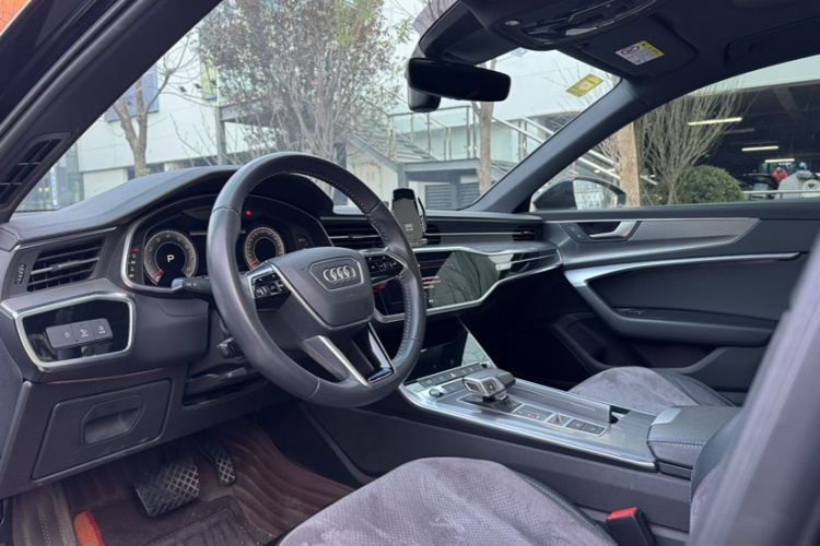 奥迪A6L 2021款 40 TFSI 豪华动感型中控内饰7005