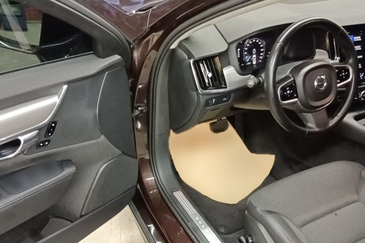 沃尔沃S90 2019款 T4 智逸版中控内饰7003