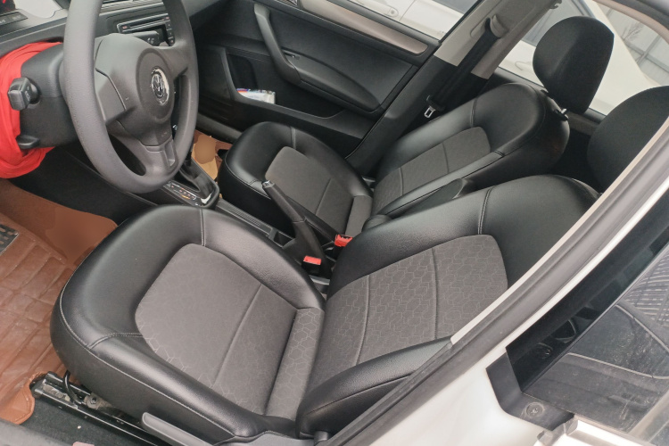 大众 桑塔纳 2015款 1.6L 自动舒适版中控内饰19