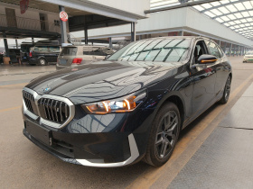 宝马i5 2024款 eDrive 35L 尊享型 豪华套装
