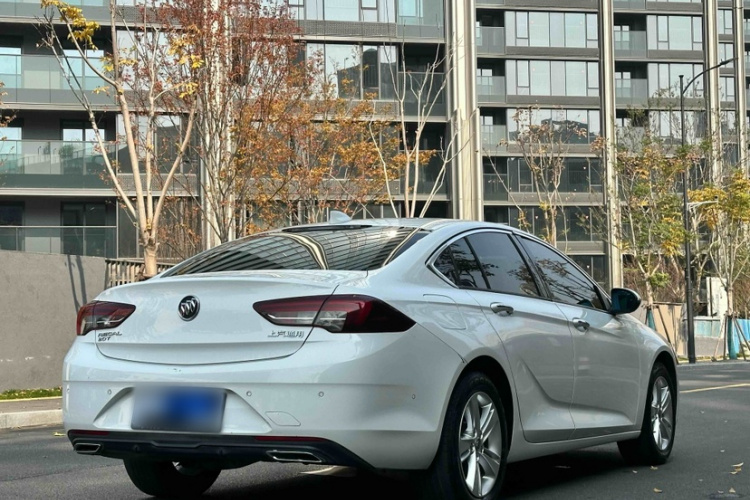 别克 君威 2019款 20T 豪华型 国VI车身外观6005