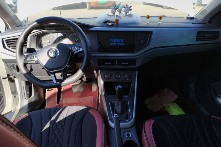 大众 Polo 2019款 Plus 1.5L 自动全景乐享版中控内饰12