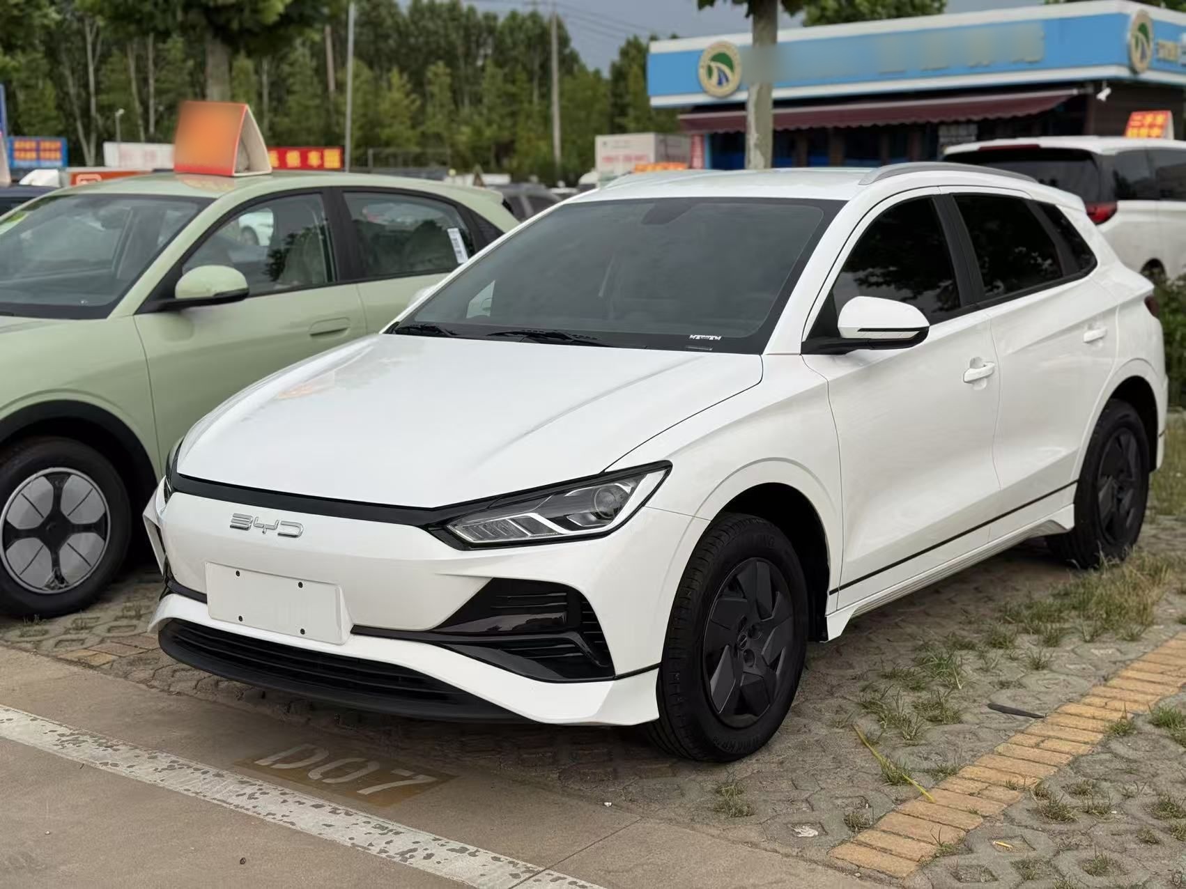 比亚迪e2 2024款 荣耀版 舒适型