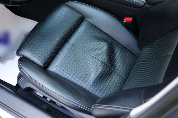 英菲尼迪Q50 2014款 3.7L 豪华运动版中控内饰7007