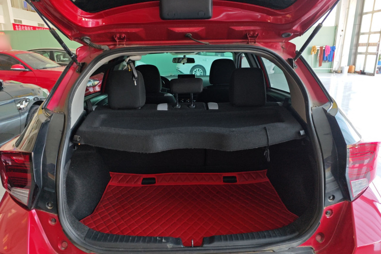 丰田 YARiS L 致炫 2020款 致炫X 1.5L CVT领先版机舱底盘23