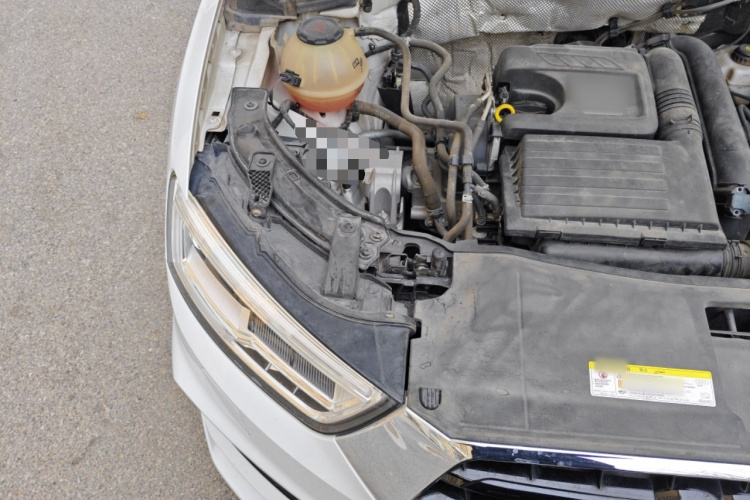 奥迪Q3 2018款 30 TFSI 时尚型典藏版局部细节9006