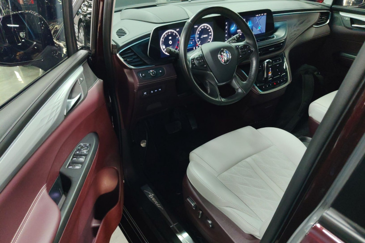 别克GL8 2022款 Avenir艾维亚 七座亲礼版中控内饰20