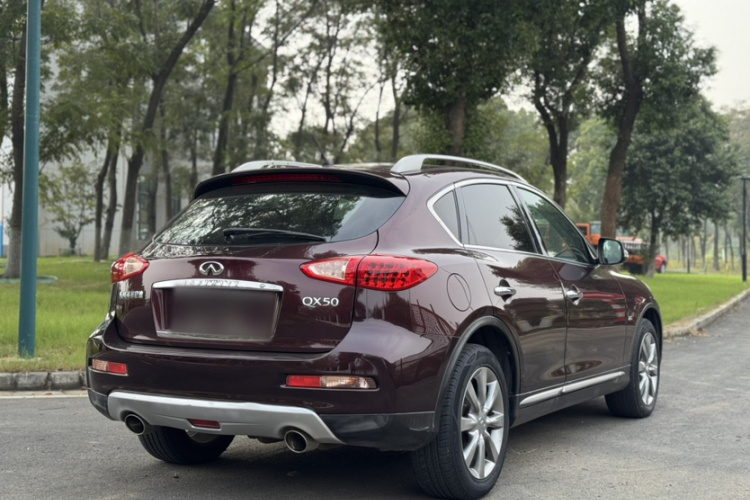 英菲尼迪QX50 2015款 2.5L 舒适版车身外观6005