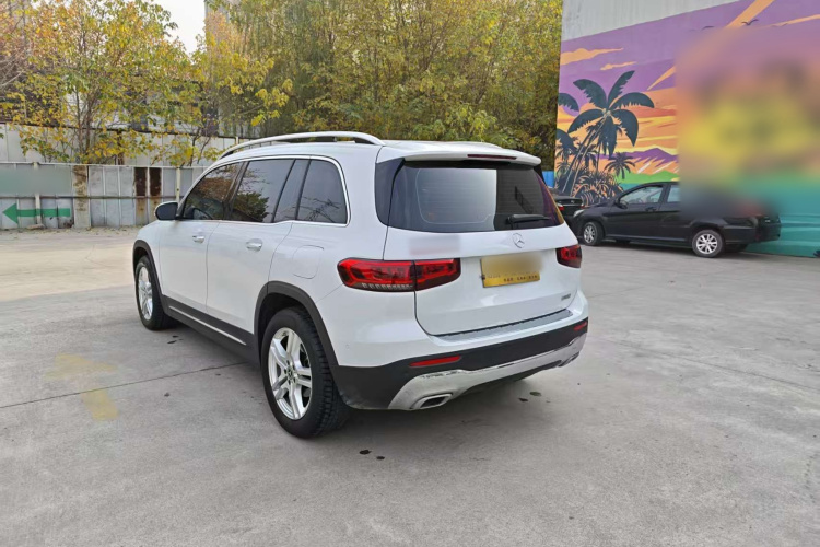 奔驰GLB 2020款 GLB 200 动感型车身外观6005