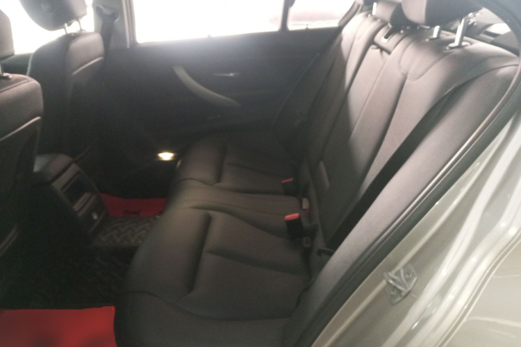 宝马3系 2015款 316Li 时尚型中控内饰7004