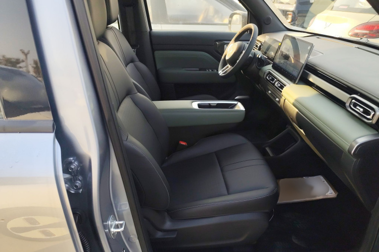 宝骏悦也Plus 2026款 301km旗舰版局部细节41