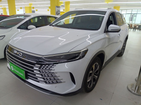 比亚迪 海狮05 DM-i 2025款 DM-i 75KM豪华型