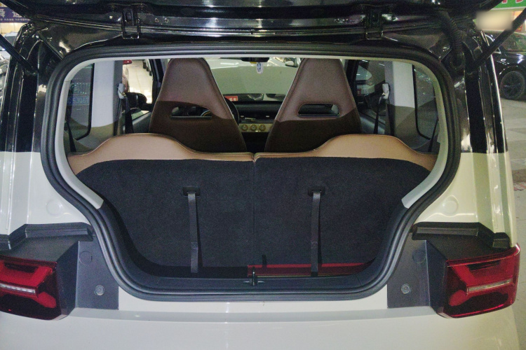 五菱汽车 宏光MINIEV 2022款 GAMEBOY 300km 玩咖款 磷酸铁锂局部细节23