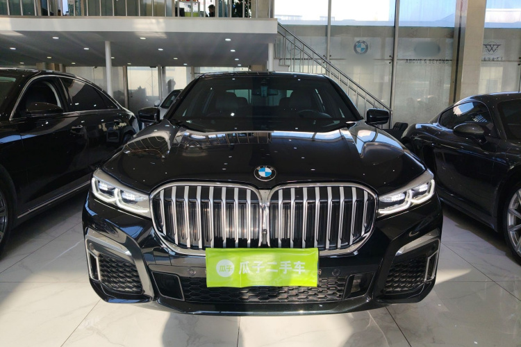 宝马7系 2019款 改款 730Li M运动套装车身外观2