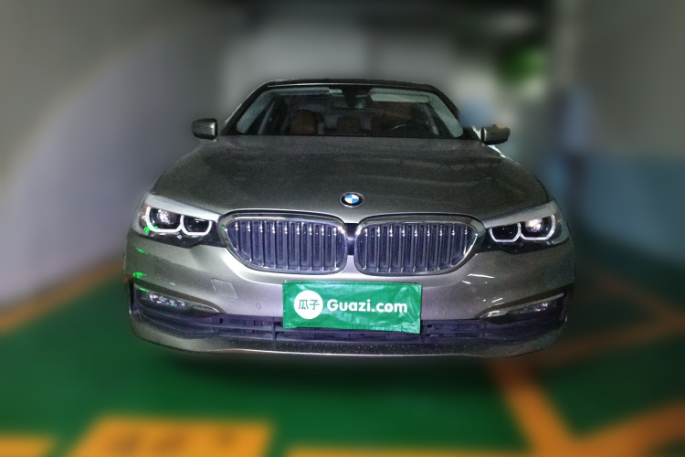 宝马5系 2018款 528Li 上市特别版车身外观6001