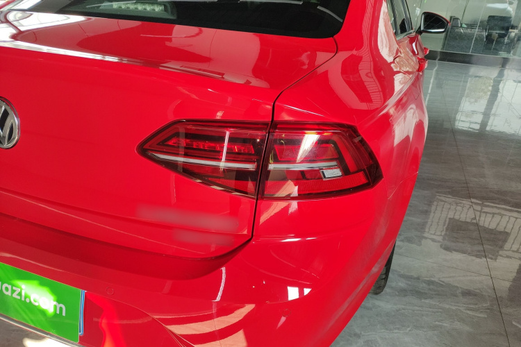 大众 凌渡 2019款 280TSI DSG舒适版 国V车身外观6006