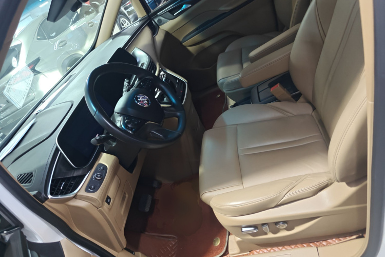 别克GL8 2020款 ES陆尊 653T 尊享型中控内饰19