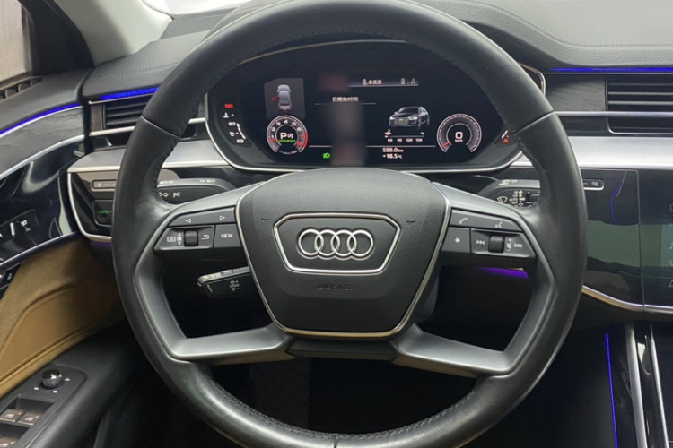 奥迪A8 2019款 Plus A8L 50 TFSI quattro 舒适型中控内饰7002