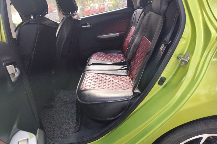 长安 奔奔 2015款 1.4L IMT尊贵型 国IV中控内饰21