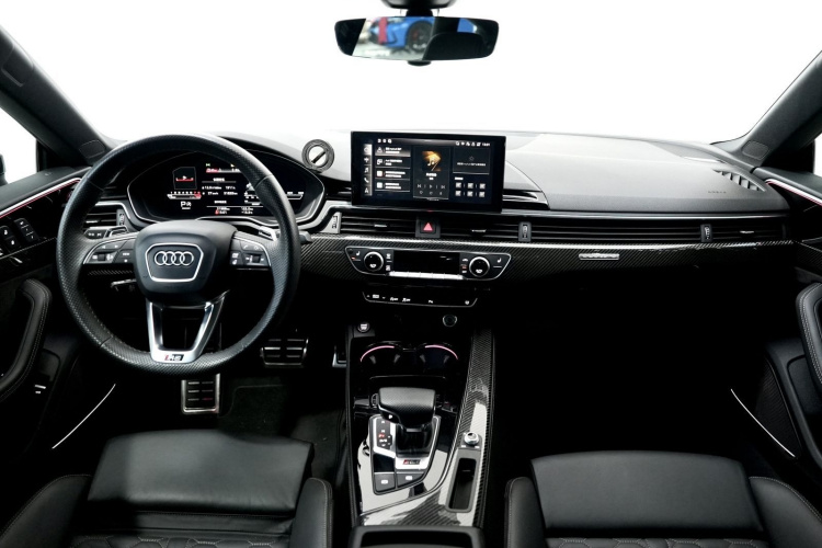 奥迪RS 5 2021款 RS 5 2.9T Sportback 暗金版中控内饰7001