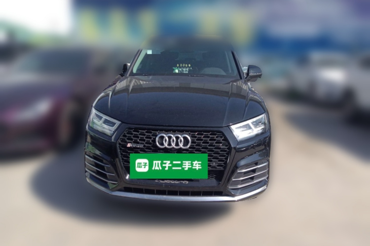 奥迪Q5L 2020款 改款 40 TFSI 荣享时尚型车身外观2